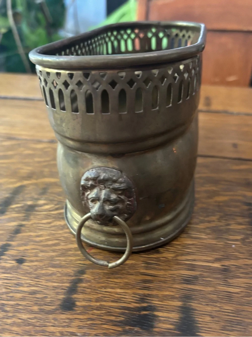 Vintage Solid Brass Oval Planter Cachepot Lion Head Ring Handles Pierced Rim